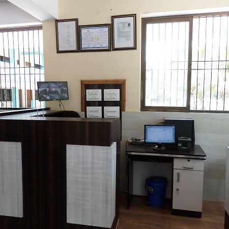 Atithi Farm House Hotel Borlai Esterno foto