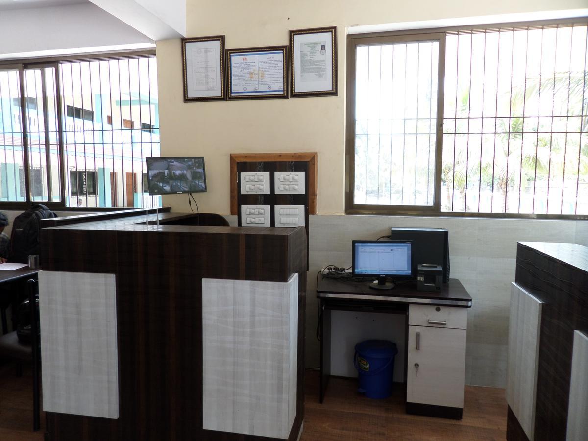 Atithi Farm House Hotel Borlai Esterno foto