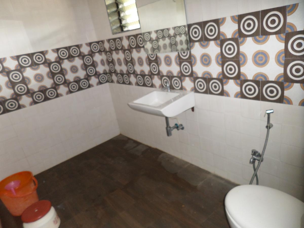 Atithi Farm House Hotel Borlai Esterno foto